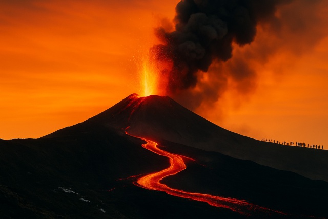 Volcans Italiens actifs à visiter en toute sécurité